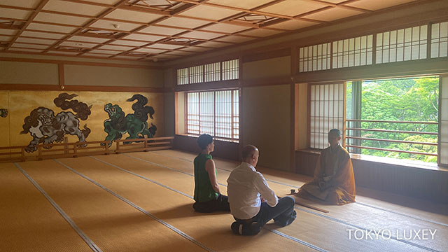 ( 4 ) Zazen meditation & private tour at a World Heritage site