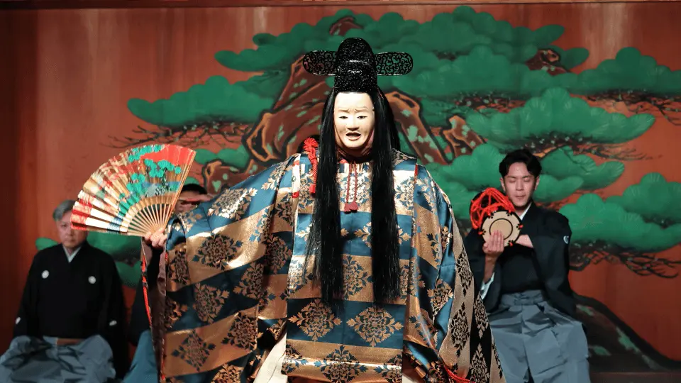 See a Noh Performance in Osaka