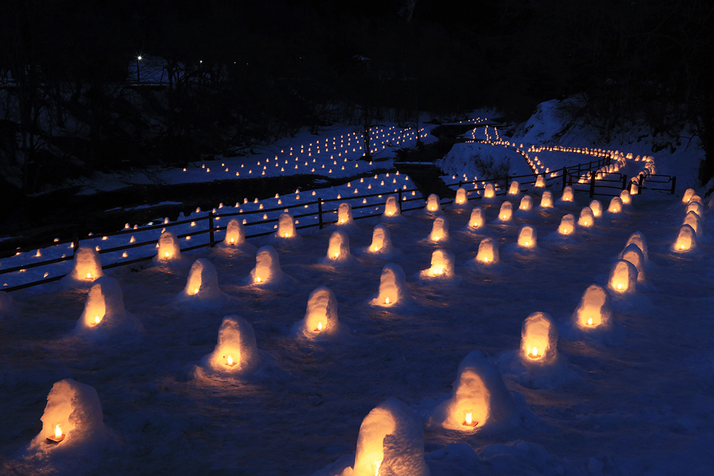 Yunishigawa-onsen KAMAKURA Snow House Festival