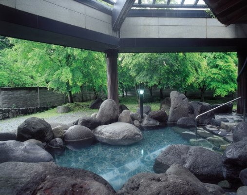 Onsen Health and Recreation Center 「Yashio no Yu」