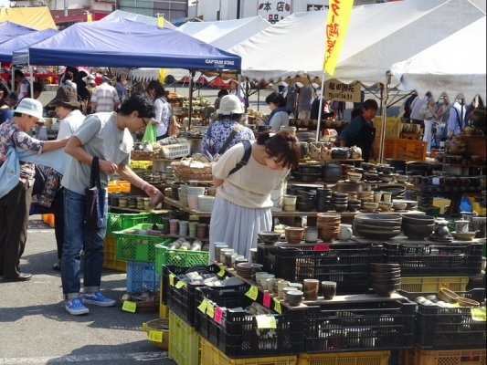 Spring Mashiko  Pottery Fair