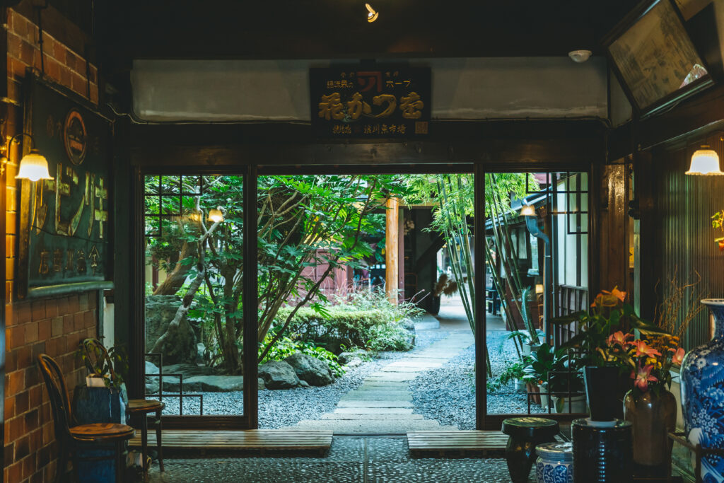 Preserved Architecture and Artifacts from Aizu History