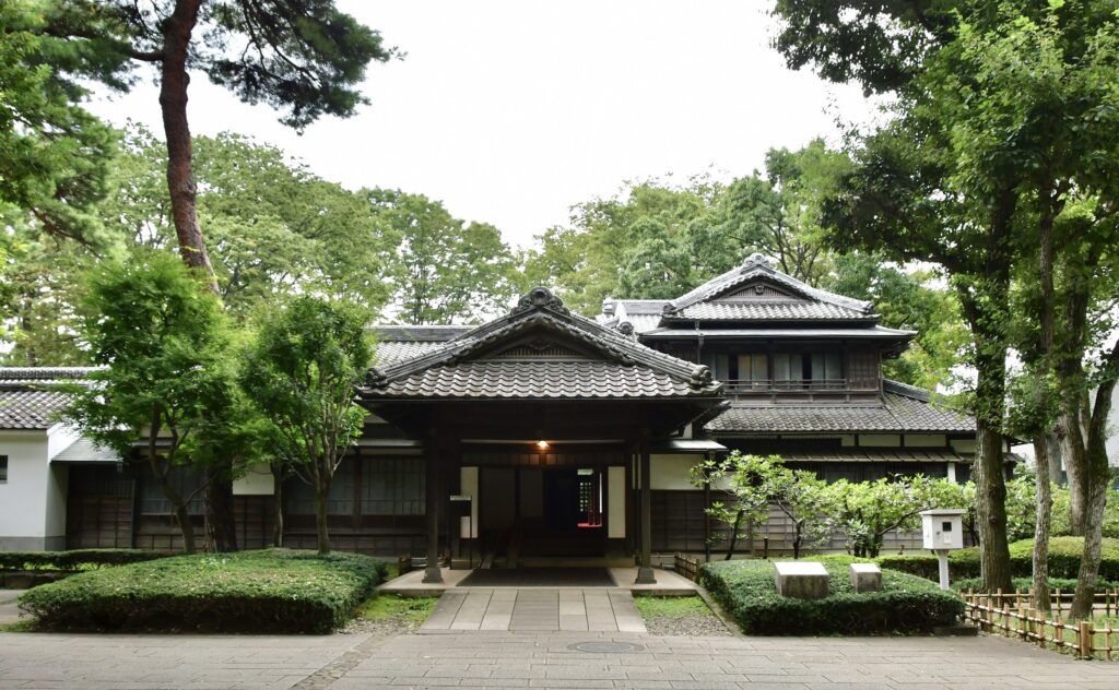 A rare opportunity to experience the city’s architectural history in an immersive, outdoor setting.