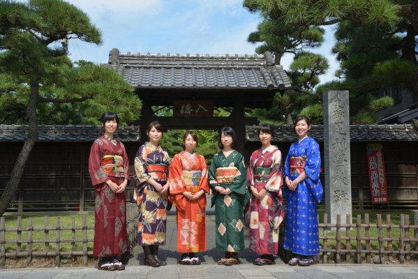 Kimono Dressing Experience in Ashikaga