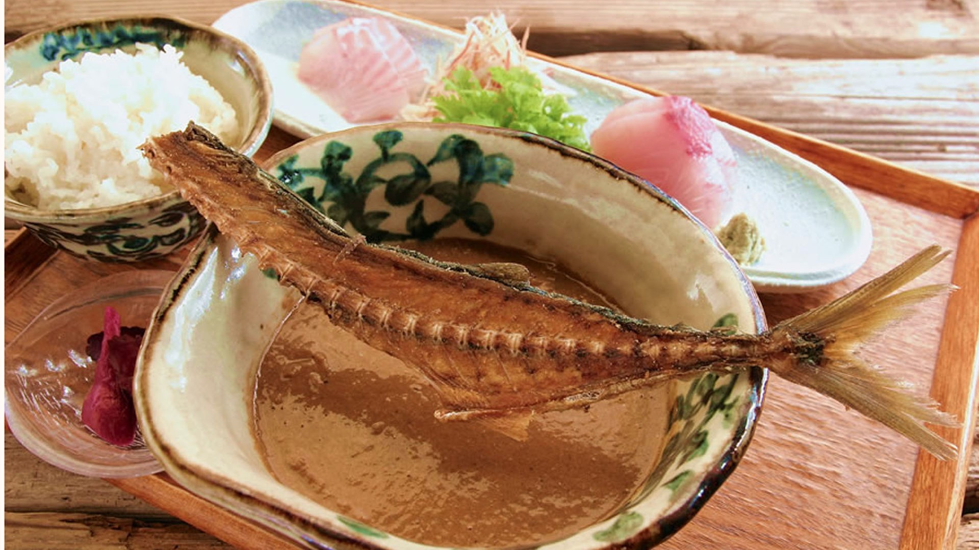 Enoshima Koya (Fish cuisine in cottage)
