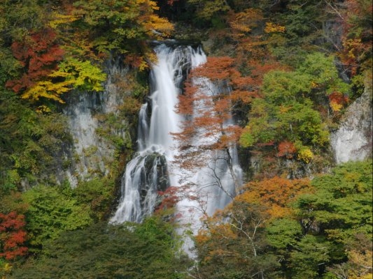 Kirifuri Falls