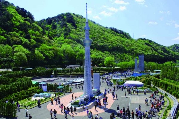 Tobu World Square