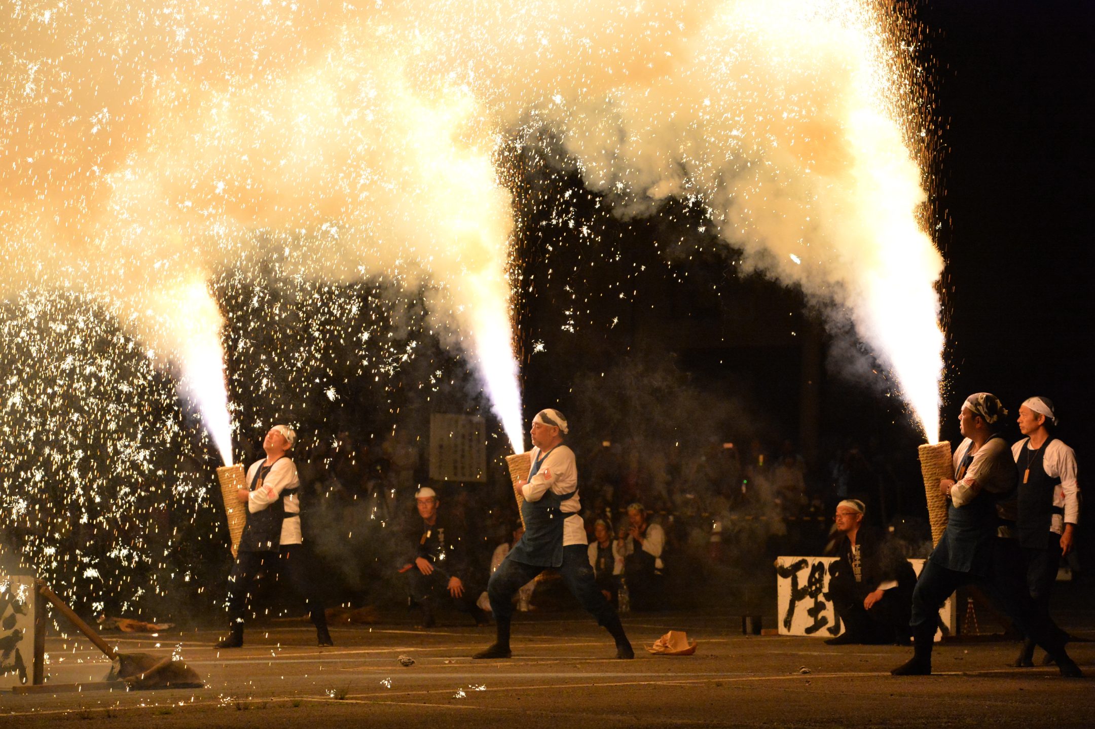 Tezutsu Hanabi(Hand-held fireworks)