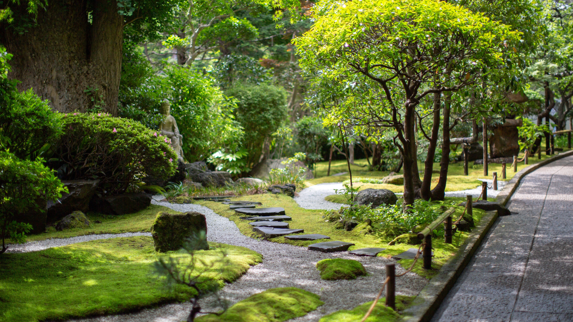 Meigetsu-in Temple