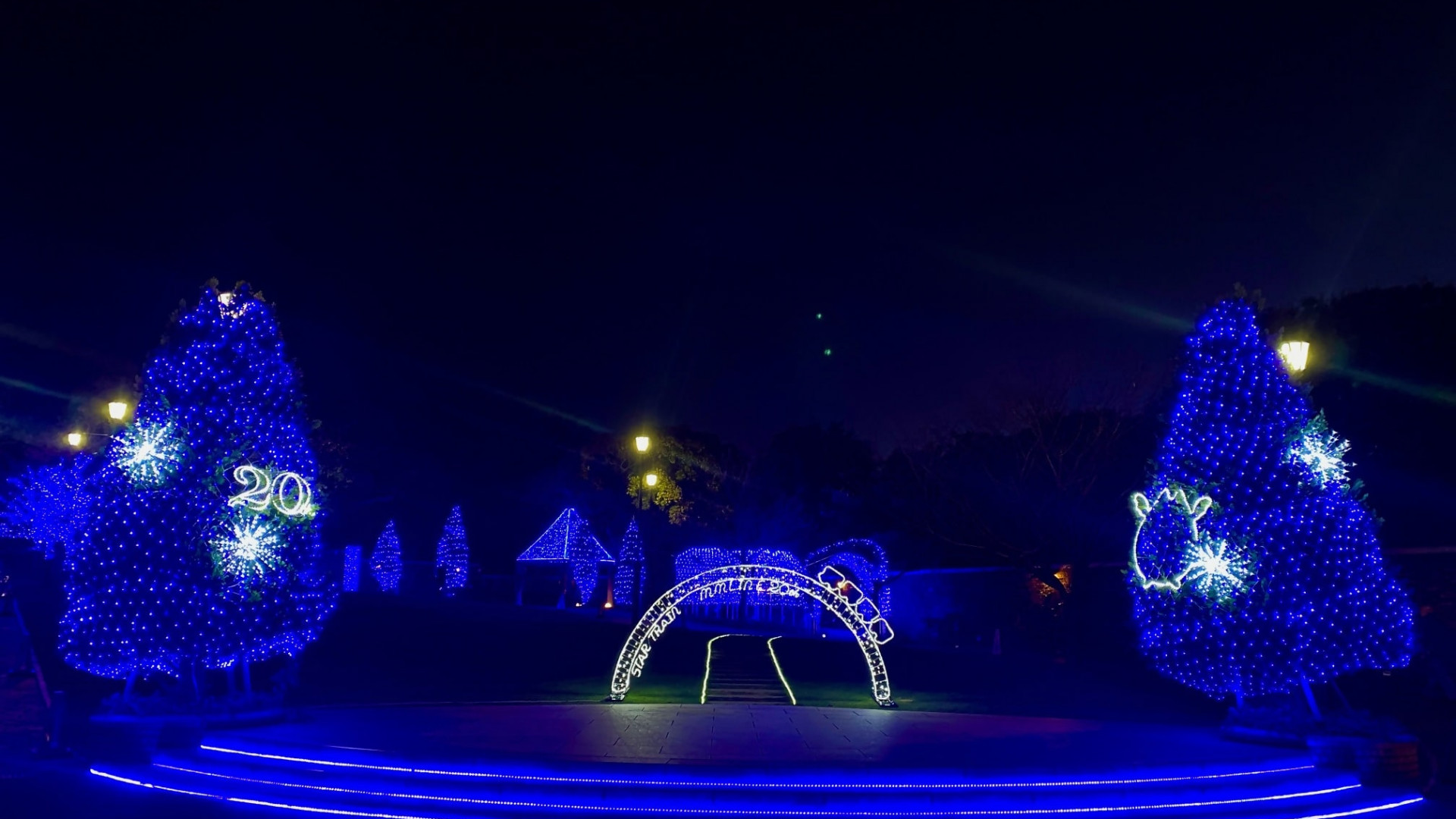 America Yama Park ROOFTOP ILLUMINATION ~20th Anniversary of the Minato Mirai Line STAR TRAIN~