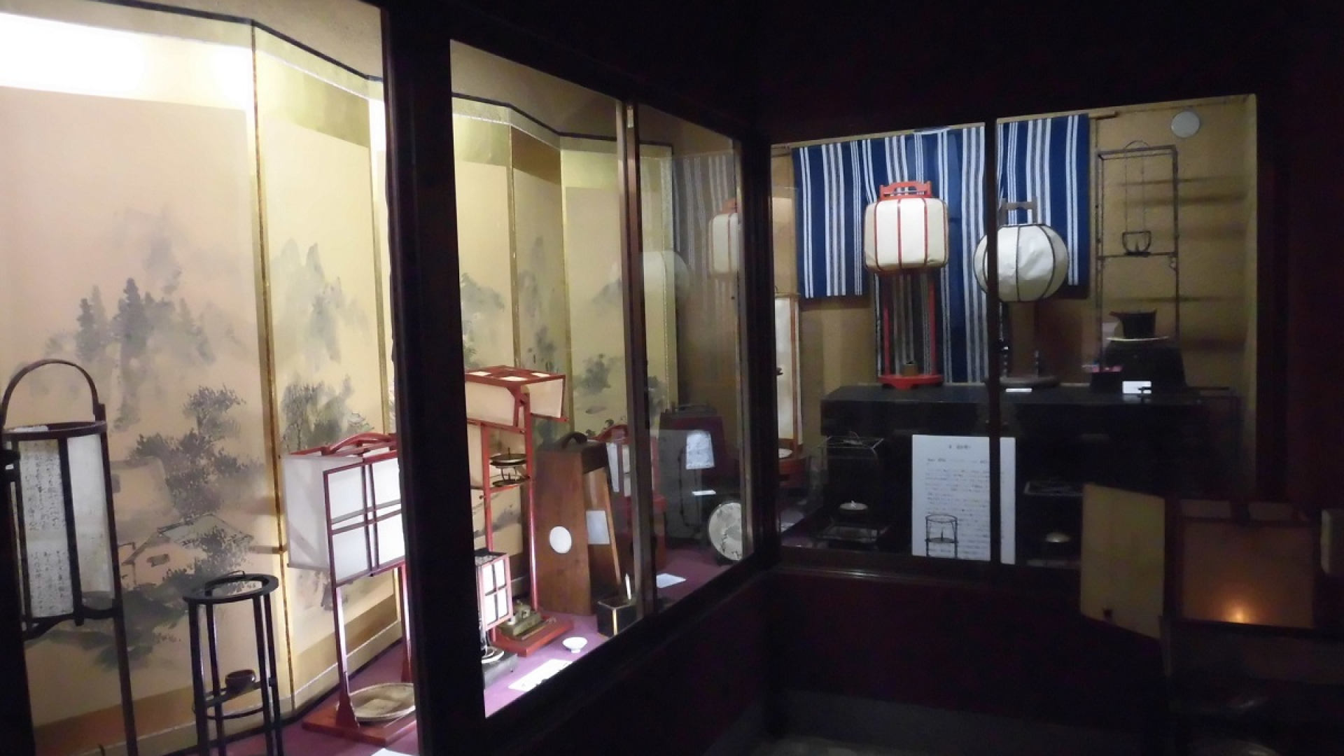 Fun experiences at Japanese Folk Art Museum “Edo Mingu Kaido”