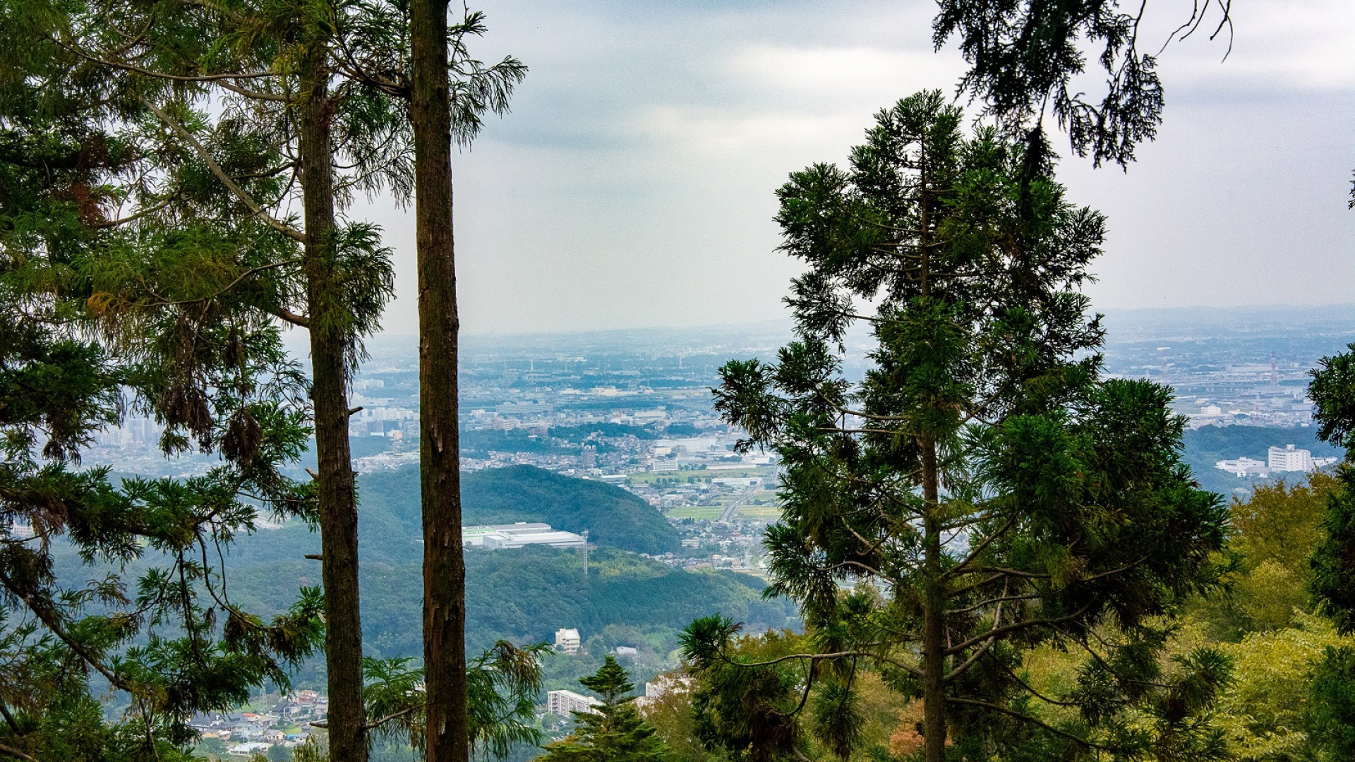 Hinata-yakushi hiking