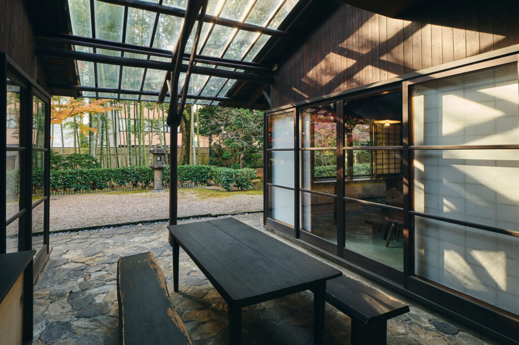 Access to the Former Inoue Residence and Takasaki Museum of Art